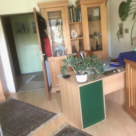 Munchen Innenraum Dz Inkl. Gem. Wohnzimmer オットブルン